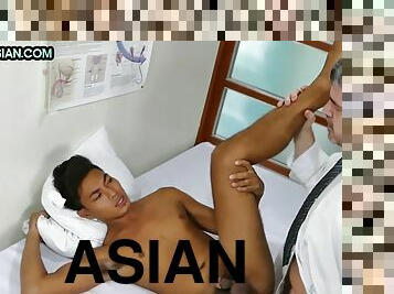 Asian twink gets his asshole examined and anal fucked by doctor