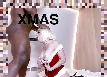 Mrs. Santa Shox Gets Her Face Fucked For Christmas