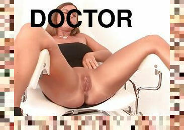 He loves going to the doctor! Wet milf fucked by the gynecologist!