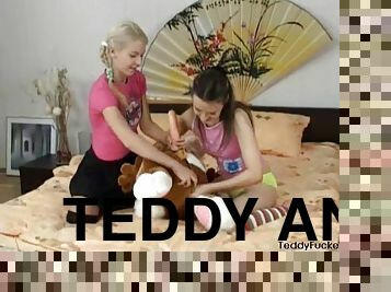 Teddy and girls