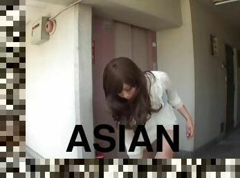 Asian girls love pissing in the middle of the street
