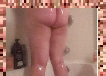 CHUBBY FAT BBW VANILLA FAITH ARDALAN TAKING A SHOWER