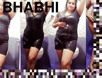 Desi Bhabhi Riya Showing Her Wet Body to Her Devar in Bathroom Live Video Call