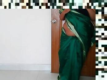 Green Saree Big Boobs Hot 18y old girl want to Fucked Her Boyfriend - Indian Local Sex (Hindi Audio)