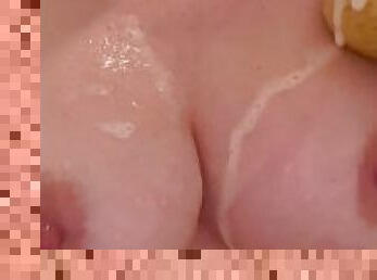 Jessica Jewel’s Big & Beautiful Soapy Tits