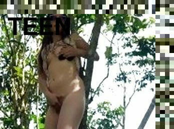 my girlfriend gets horny when going for a walk in the woods
