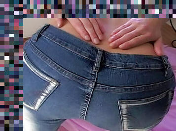 Tight jeans are tasty on a teen girl