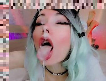 BLUE-HAIRED SLUT GETS MILK ON HER AHEGAO FACE