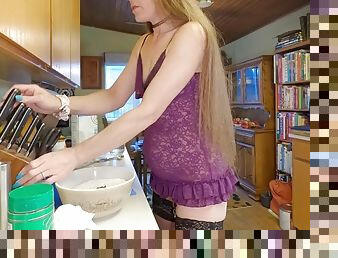 Long pussy in the kitchen. double stuffing again