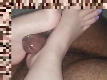 Ep: 5 She can fuck with her feet. See full 18min @slippedinarches on fansly (foot, footjob, fj)