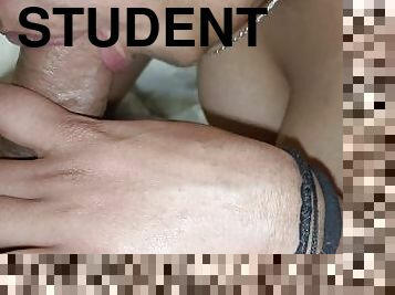 College Student Accidentally Flashes Her Incredible Cunt On ZOOMed video
