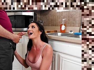 Silvia Saige chokes with the dick in the kitchen
