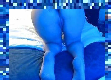 Using toys to anal fuck my tight ass