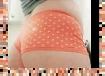 Auri's  Booty- cute ass