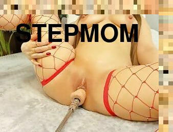 I watched my stepmom's sexy ass