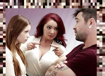 Step-Sister Step-Bro Family Therapy Session Turns Into Wild 3way Thanks To MILF Doctor Kiki Daire