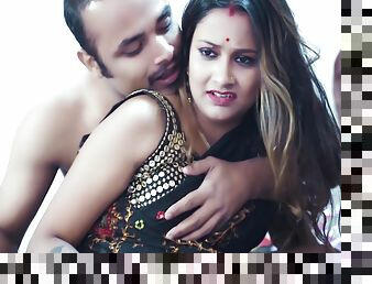 Sararti Devar Ne Apne Sexy Bhabhi Ke Sath Chudai Ka Maja With Li Ya