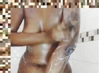 Ebonys Cum Bath