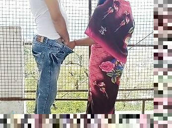 XXX Bengali hot bhabhi amazing outdoor sex in pink saree with smart thief XXX Hindi web series sex.