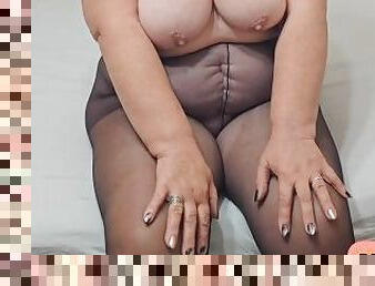 Amateur BBW Mature Gilf with Pantyhose seduces you. Big breasts and Pussy.