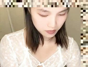 The lustful side of the goddess next door, Peach Fish, innocent and shy, was fucked by her boyfriend for several days in a live broadcast in China,...