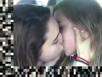 Babes, Adolescente, Carro, Beijando, Encosto